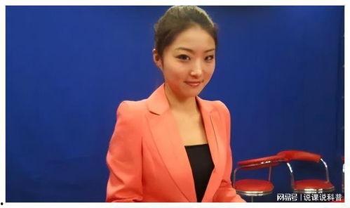 央视女主播轶男,央视女主播的蜕变之路